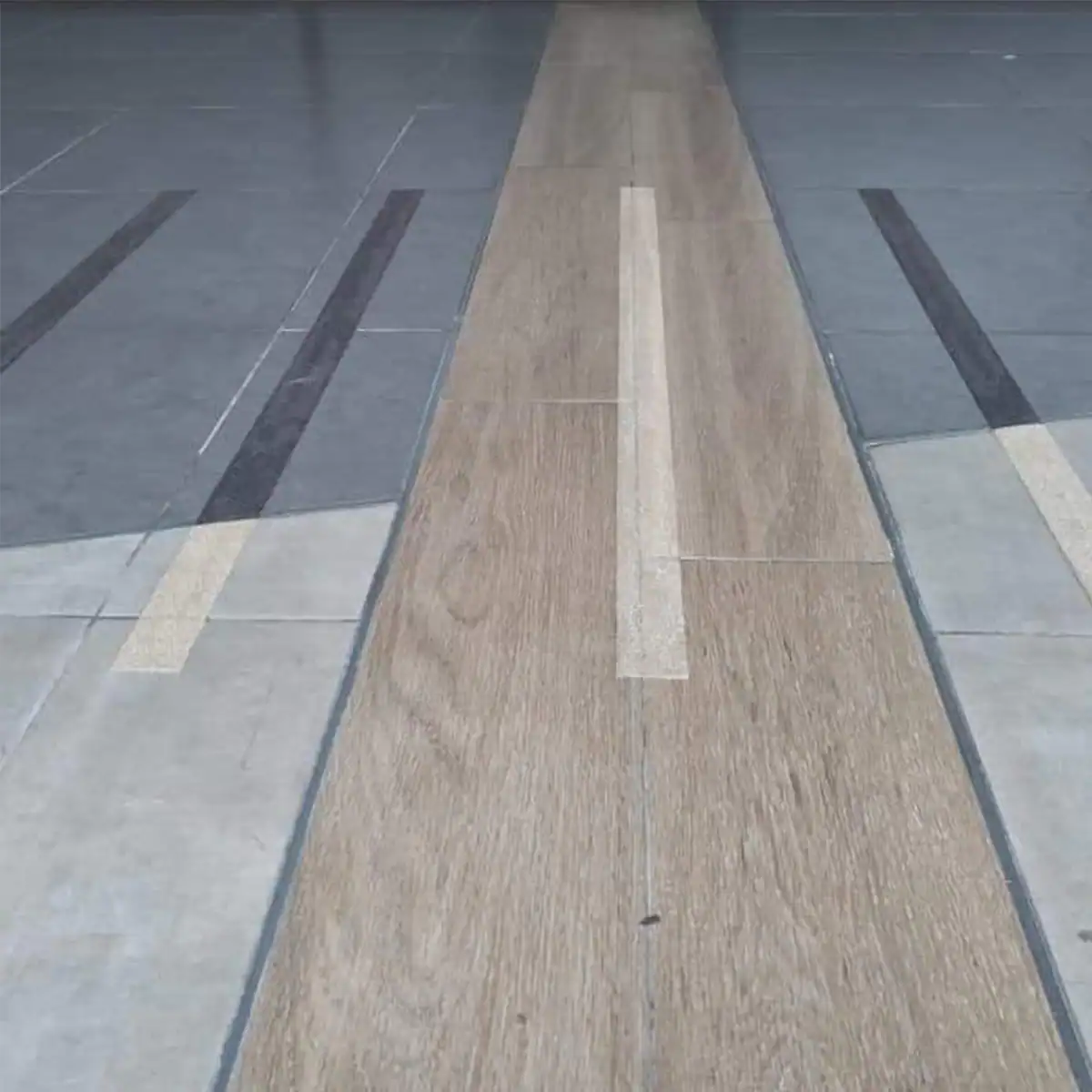 Cintas antideslizantes para pisos lisos mármol