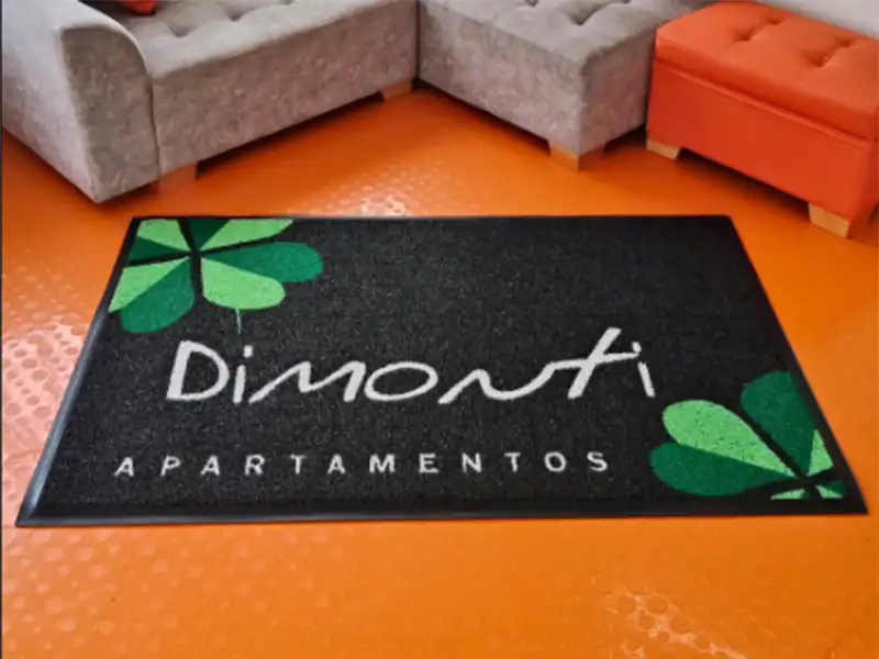 Tapete atrapamugre para entrada de conjunto residencial
