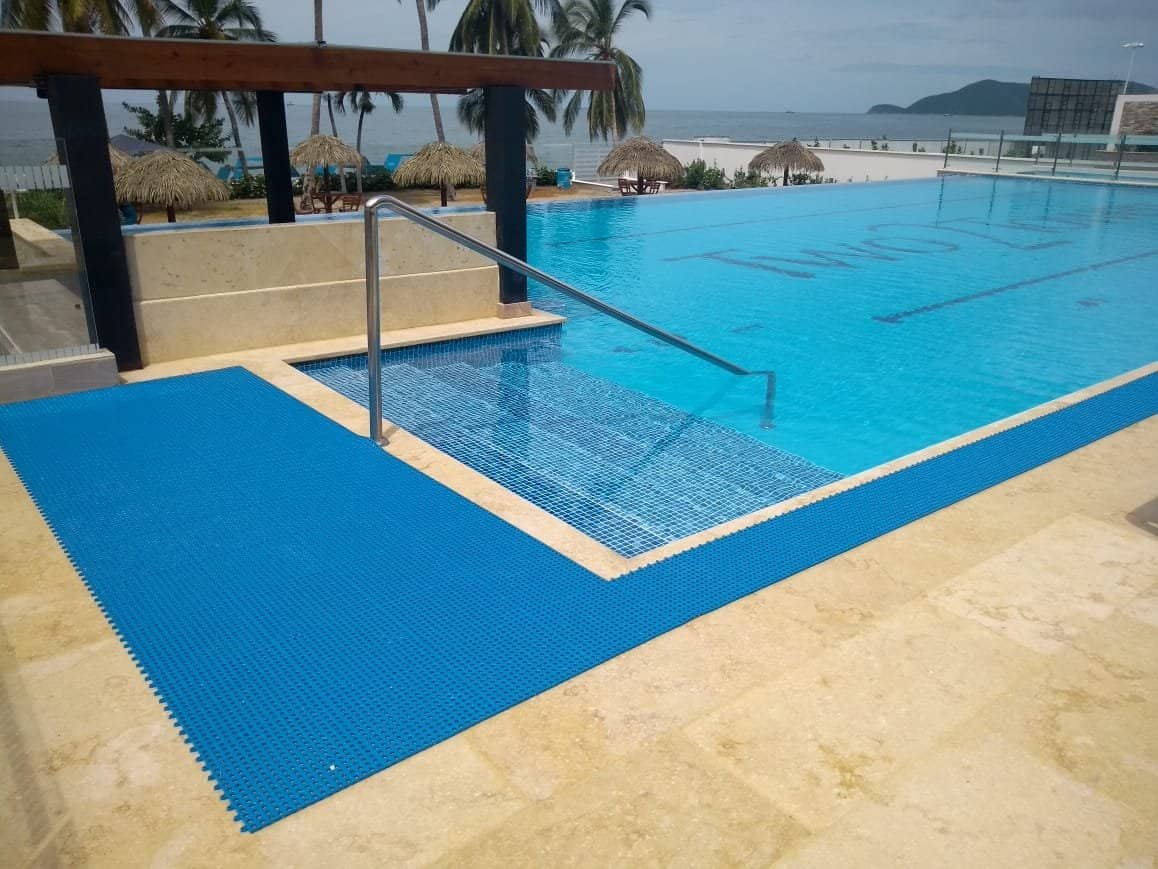 Lámina zonas húmedas PVC colores disponibles piscina spa